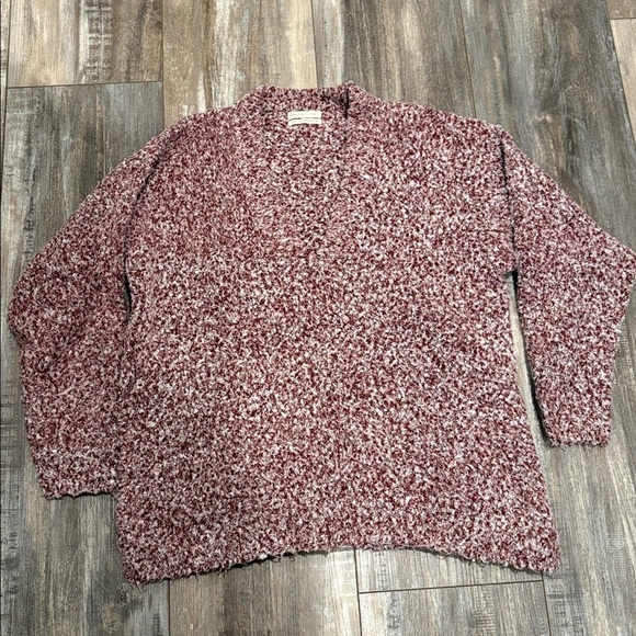 Urban Outfitters Sweaters - Urban Outfitters UO Oversized Fuzzy V-Neck Side Slit Sweater XS